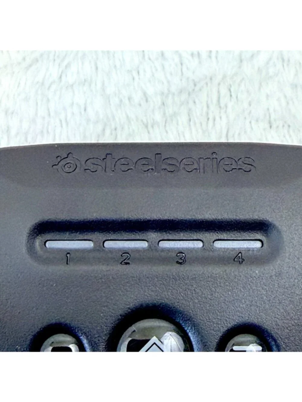 Nimbus+ Wireless Gaming Controller for iPhone iPad iPod SteelSeries